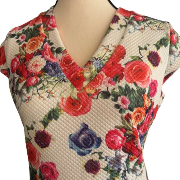 HAZEL MAE WHITE BACKGROUND AND BEAUTIFUL FLORAL PATTERN DRESS, SZ. M, NEW - Picture 4 of 8